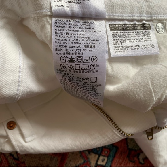 Levi’s white jeans sz 28 - Picture 12 of 13